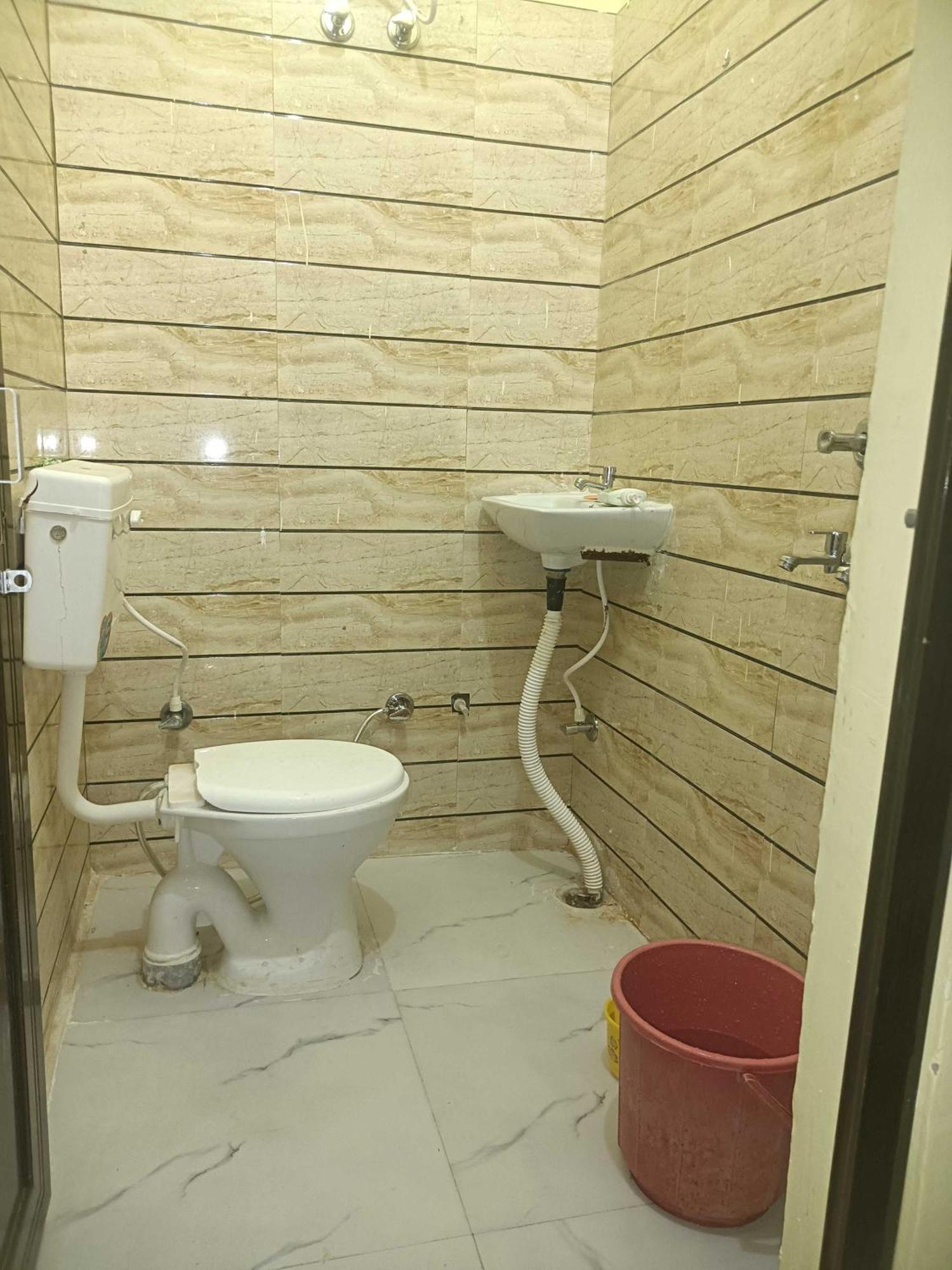 Hotel O Gracious Inn Лакхнау Экстерьер фото