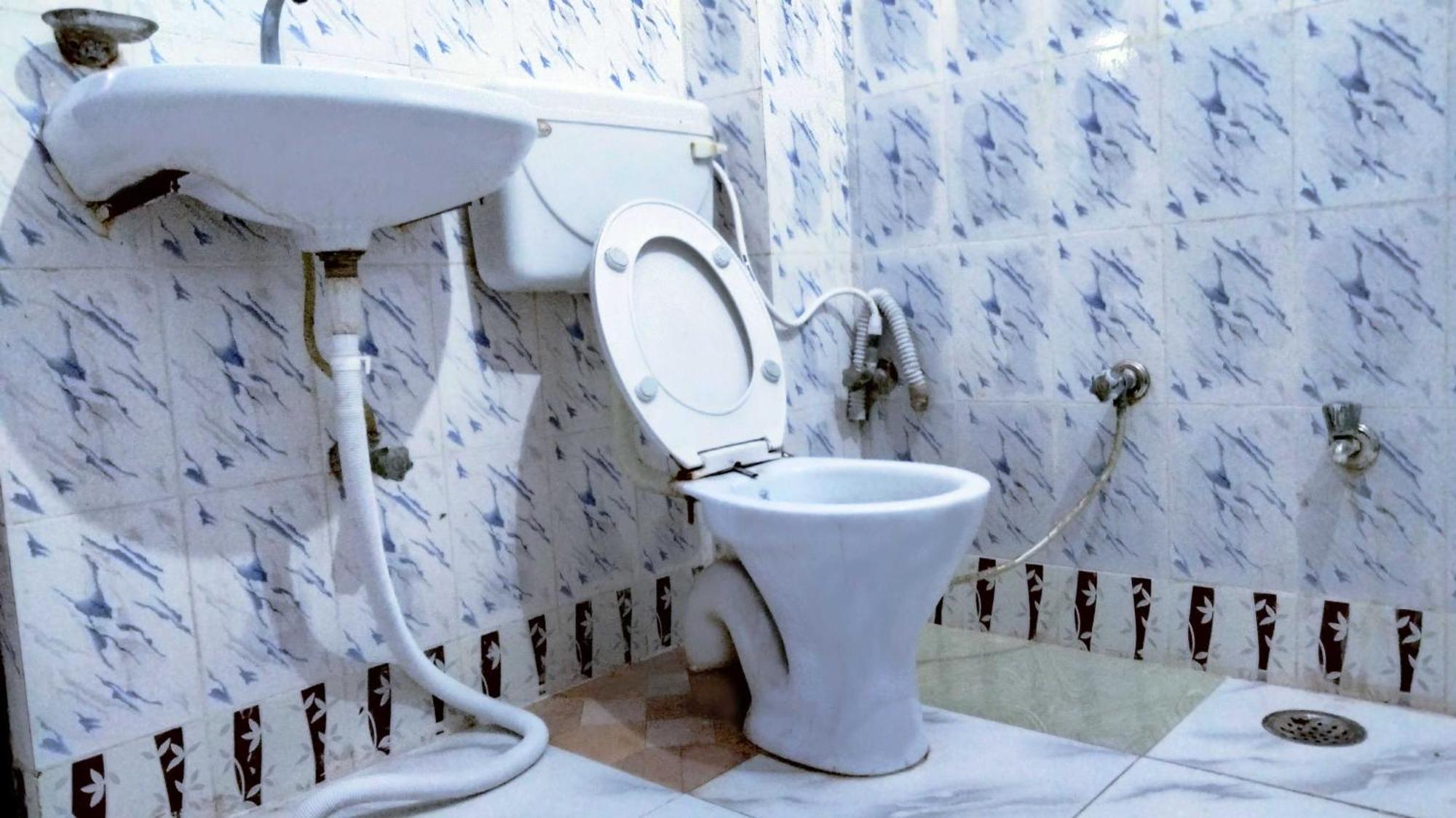 Hotel O Gracious Inn Лакхнау Экстерьер фото